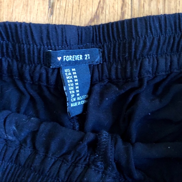 Forever 21 Shorts - Picture 3 of 4